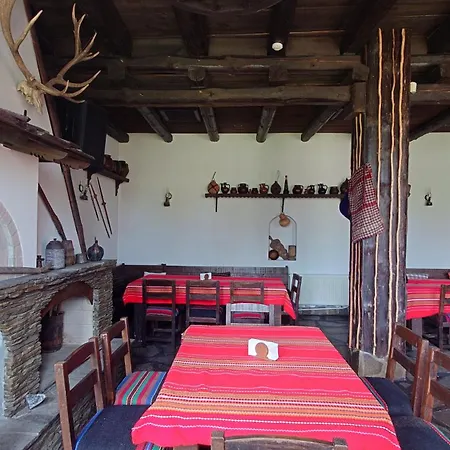 Family & Tavern Svatovete Hotel 2*