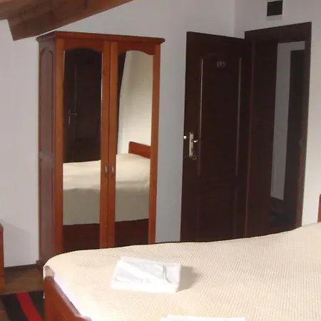 Family Hotel & Tavern Svatovete 2* Aprilci