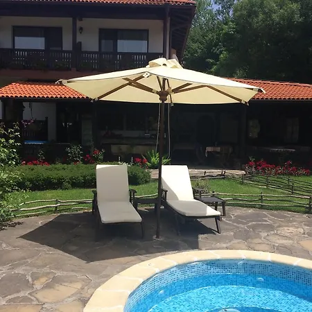 Hotel Family Hotel & Tavern Svatovete