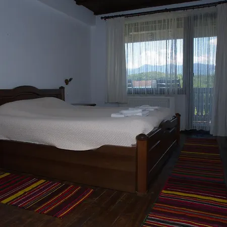 Family Svatovete Hotel Apriltsi (Lovech)