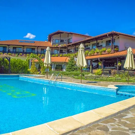 Family & Tavern Svatovete Hotel 2*