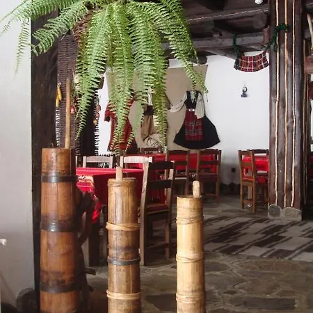 Family Hotel & Tavern Svatovete Hotel Aprilci